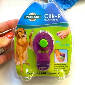 Pet Clik-R training tool